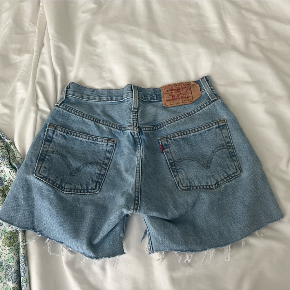 Vintage Levi’s cutoff denim shorts